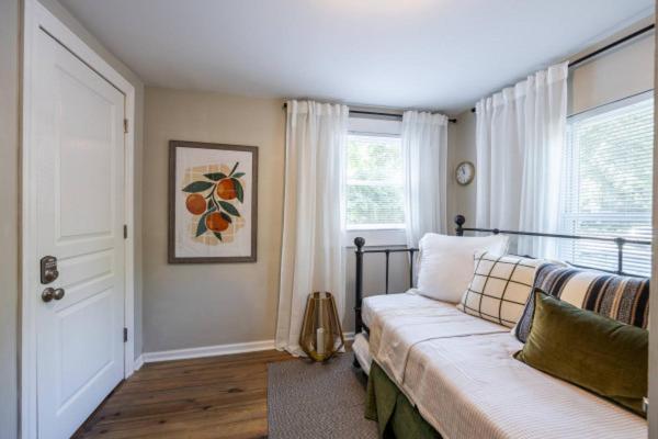 Downtown Bungalow Less Than 1 Miles To Uga Αθήνα Εξωτερικό φωτογραφία